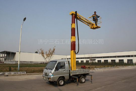 點擊查看詳細信息<br>標題：小型高空作業車 閱讀次數：2117